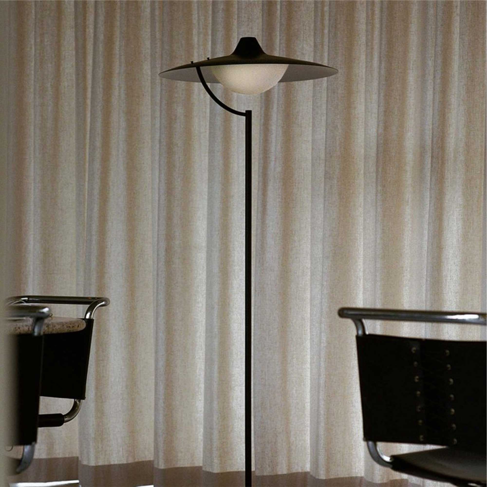 stojanová svietidlo DCW éditions Biny LED