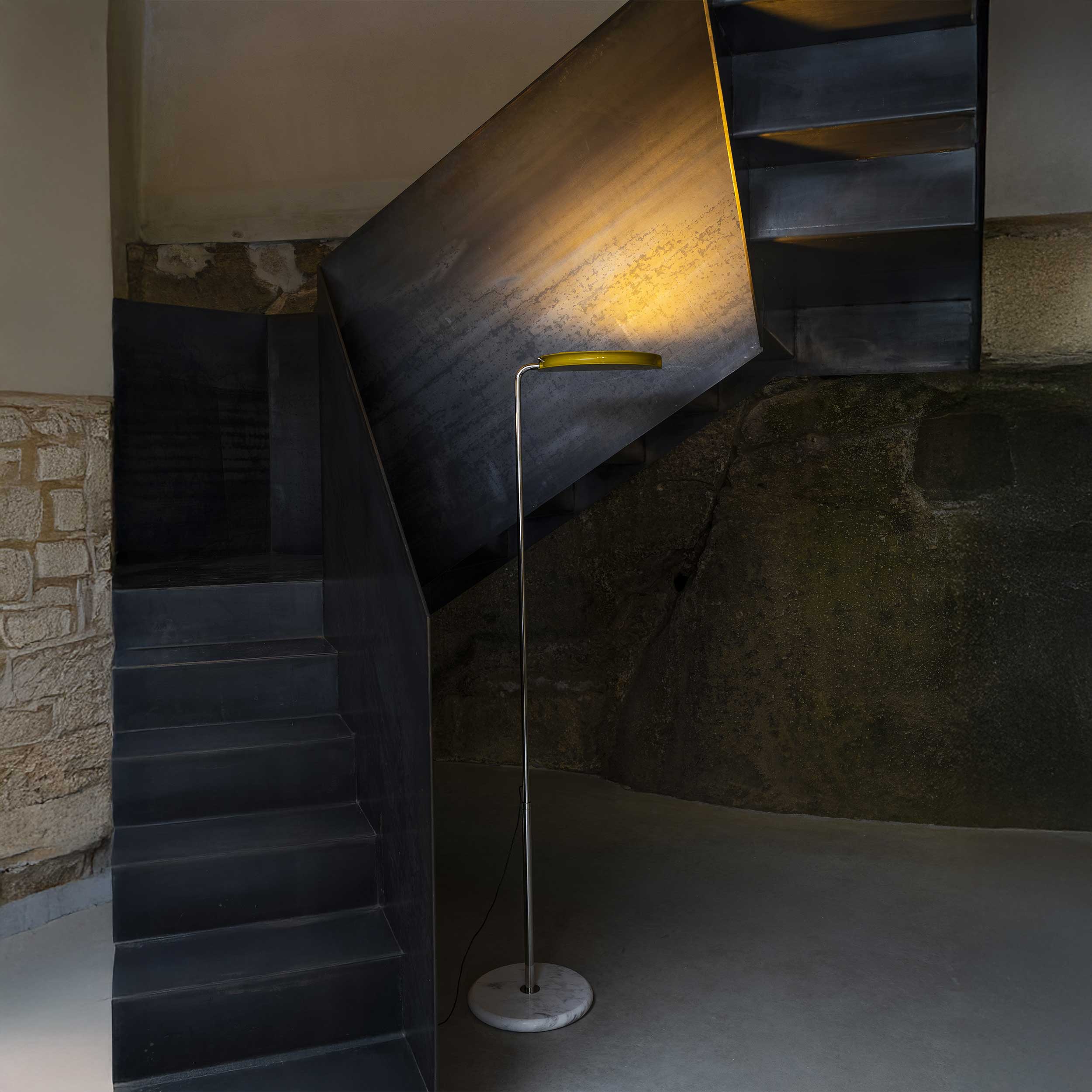 stojanová svietidlo LED DCW éditions Mezzaluna