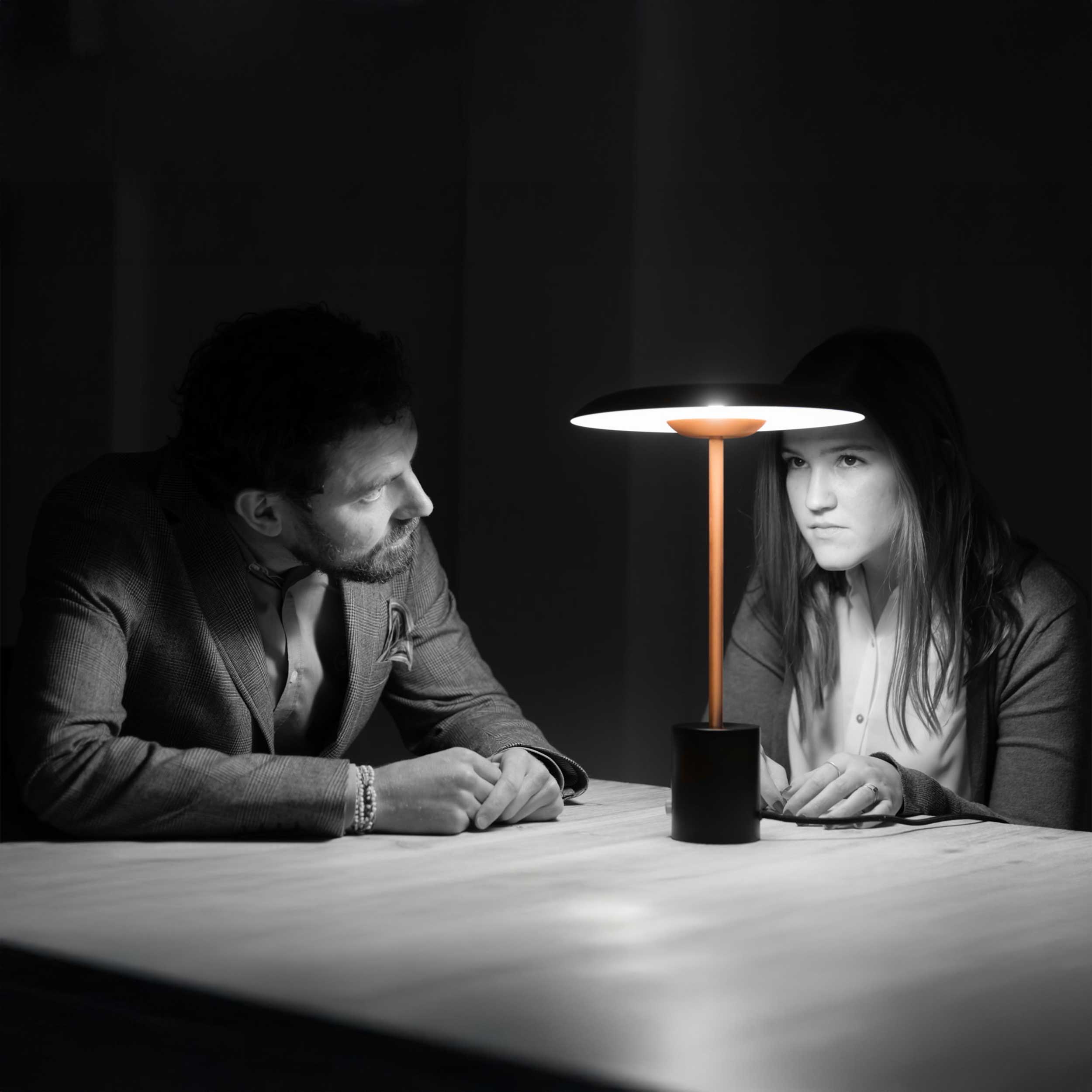 Stmievateľná stolová svietidlo Faro Hoshi LED