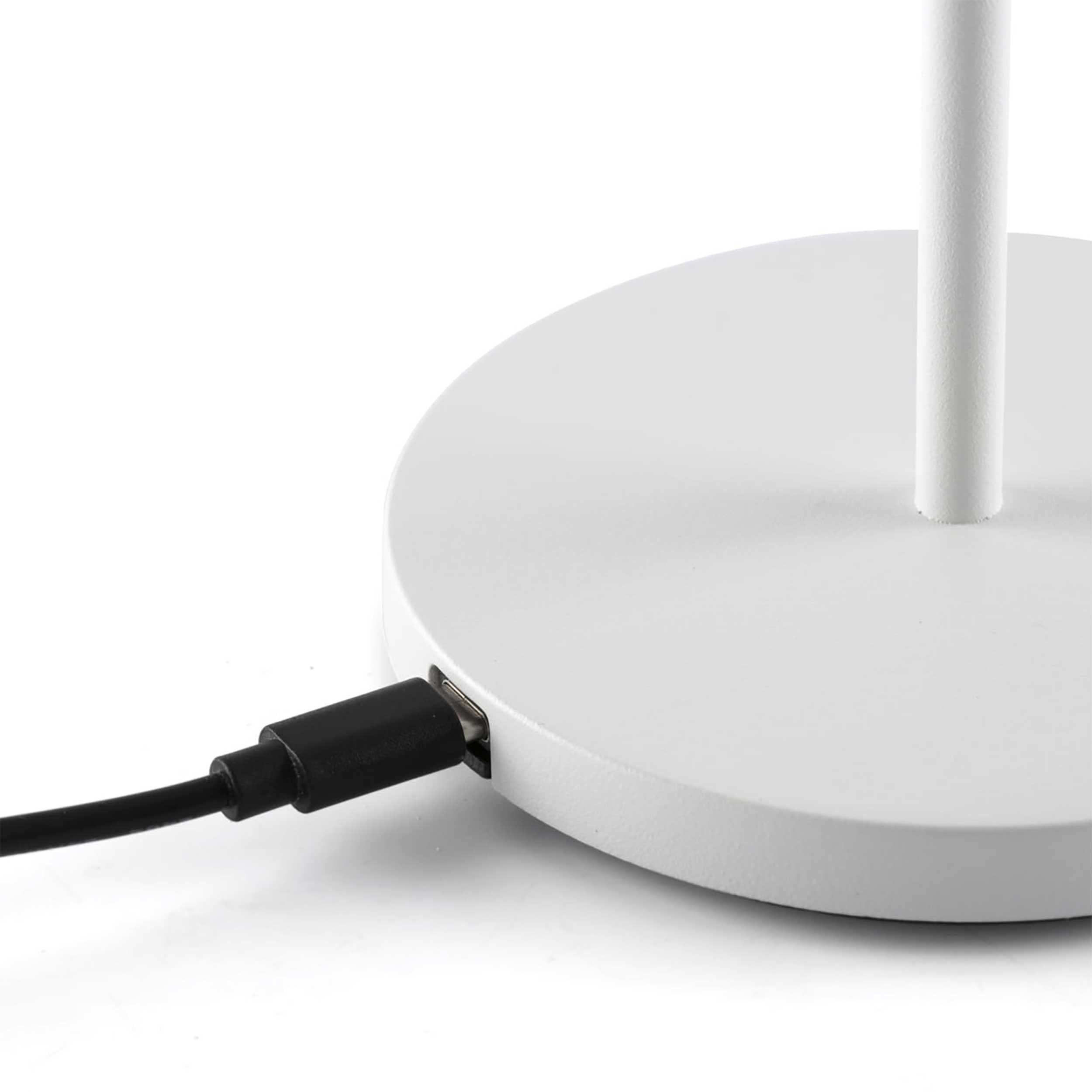 Prenosná stolová lampa Faro Mavis IP54