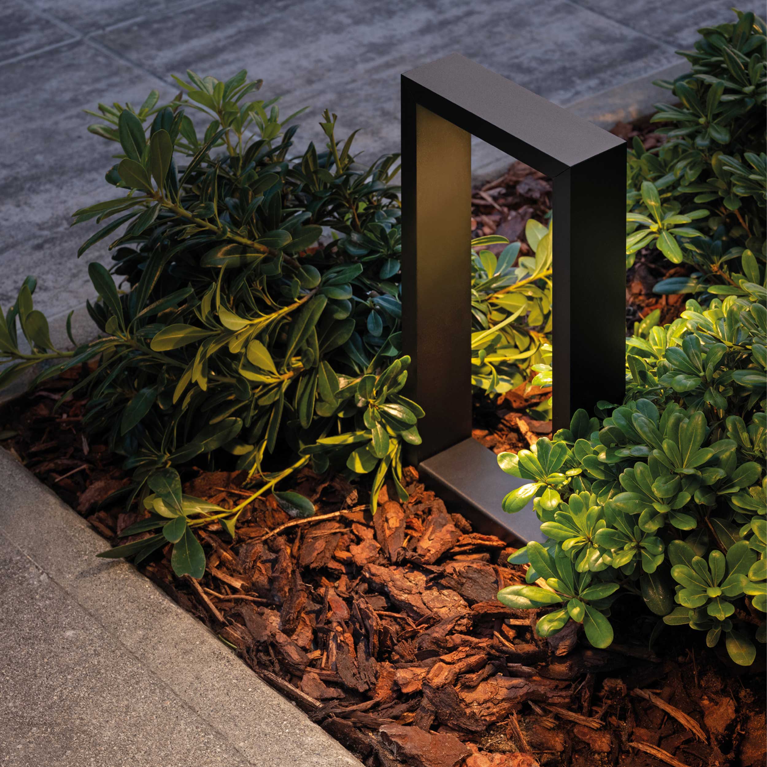 Lombardo Arke LED vonkajšie stĺpové svietidlo IP66 24V