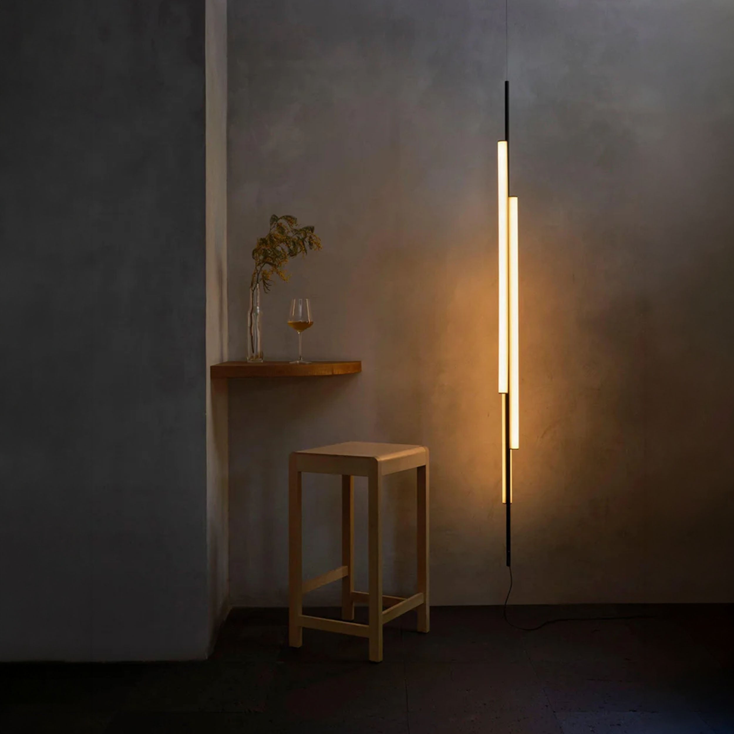 Marset Ambrosia V3 LED Plug in – zavesené vertikálne svietidlo