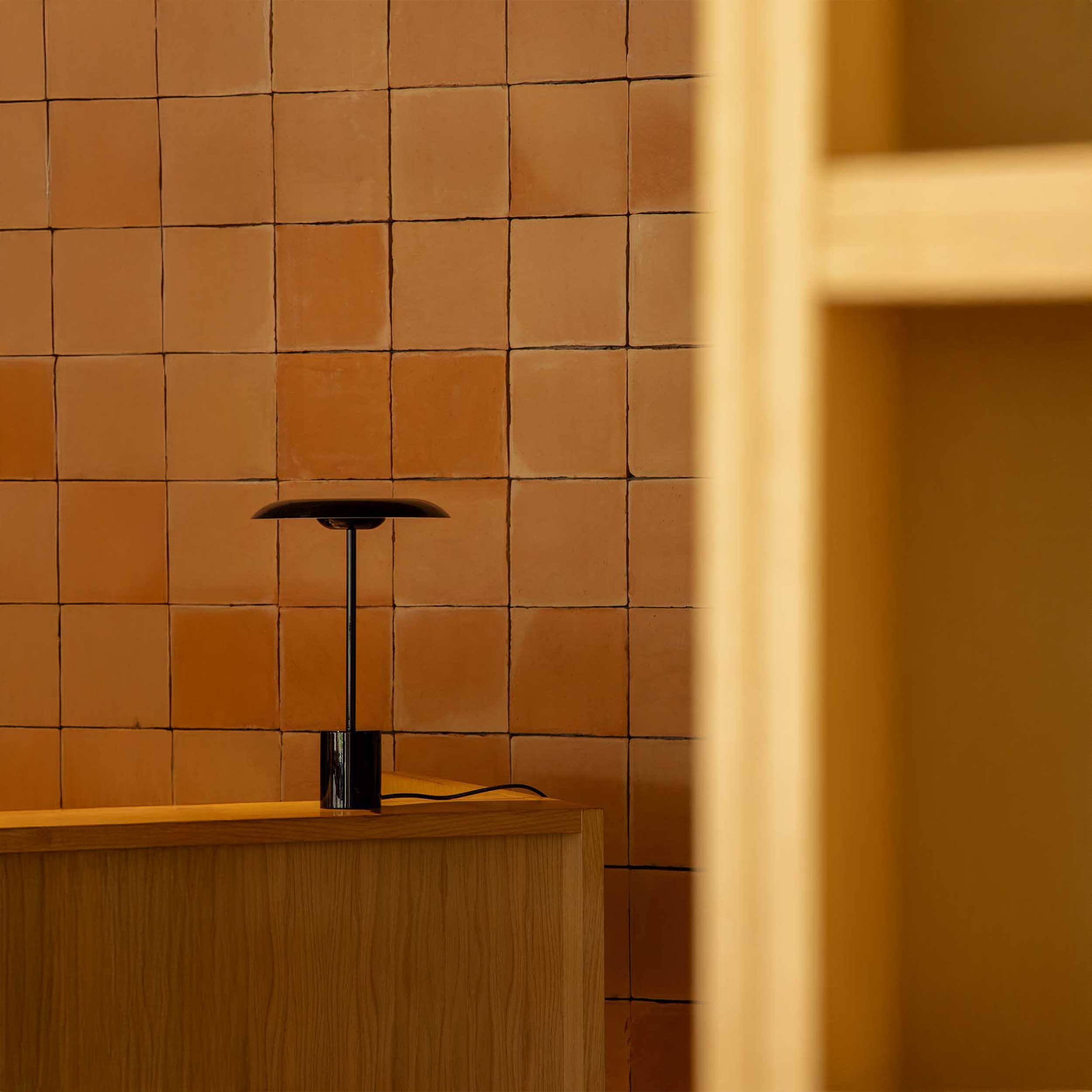 Stmievateľná stolová svietidlo Faro Hoshi LED