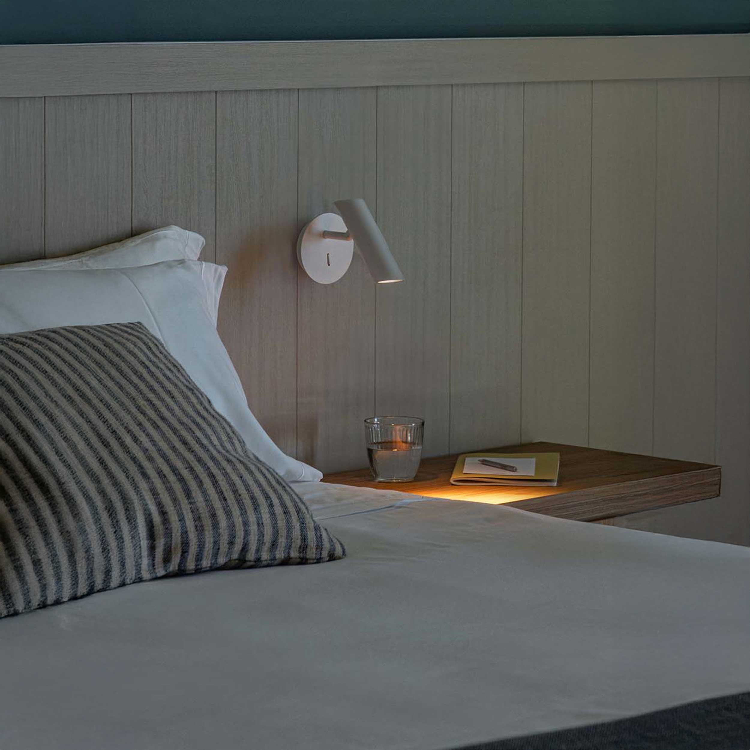 Nástenné svietidlo Faro Leo LED svietidlo posteľ