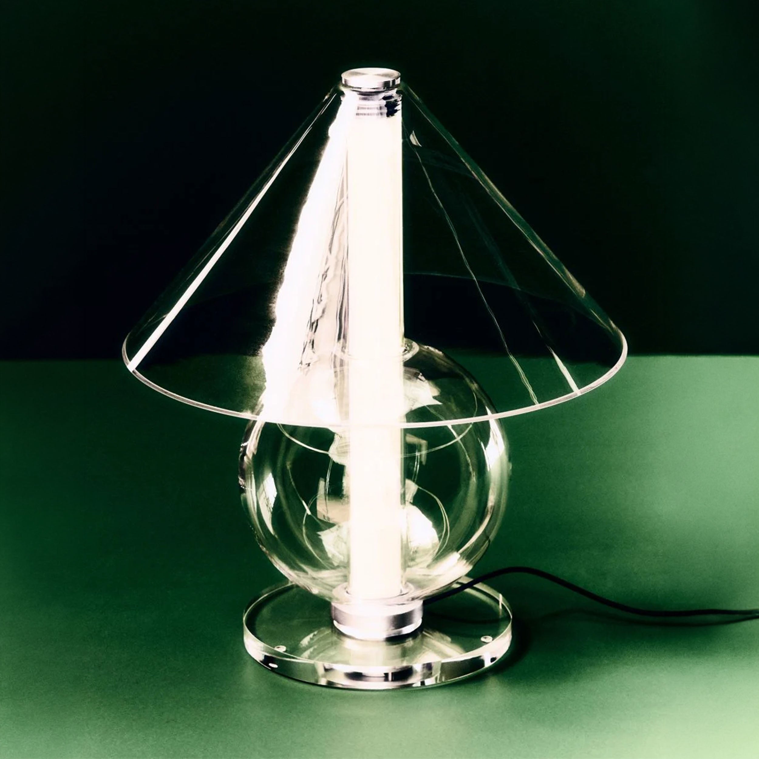 Marset Fragile LED stolová svietidlo