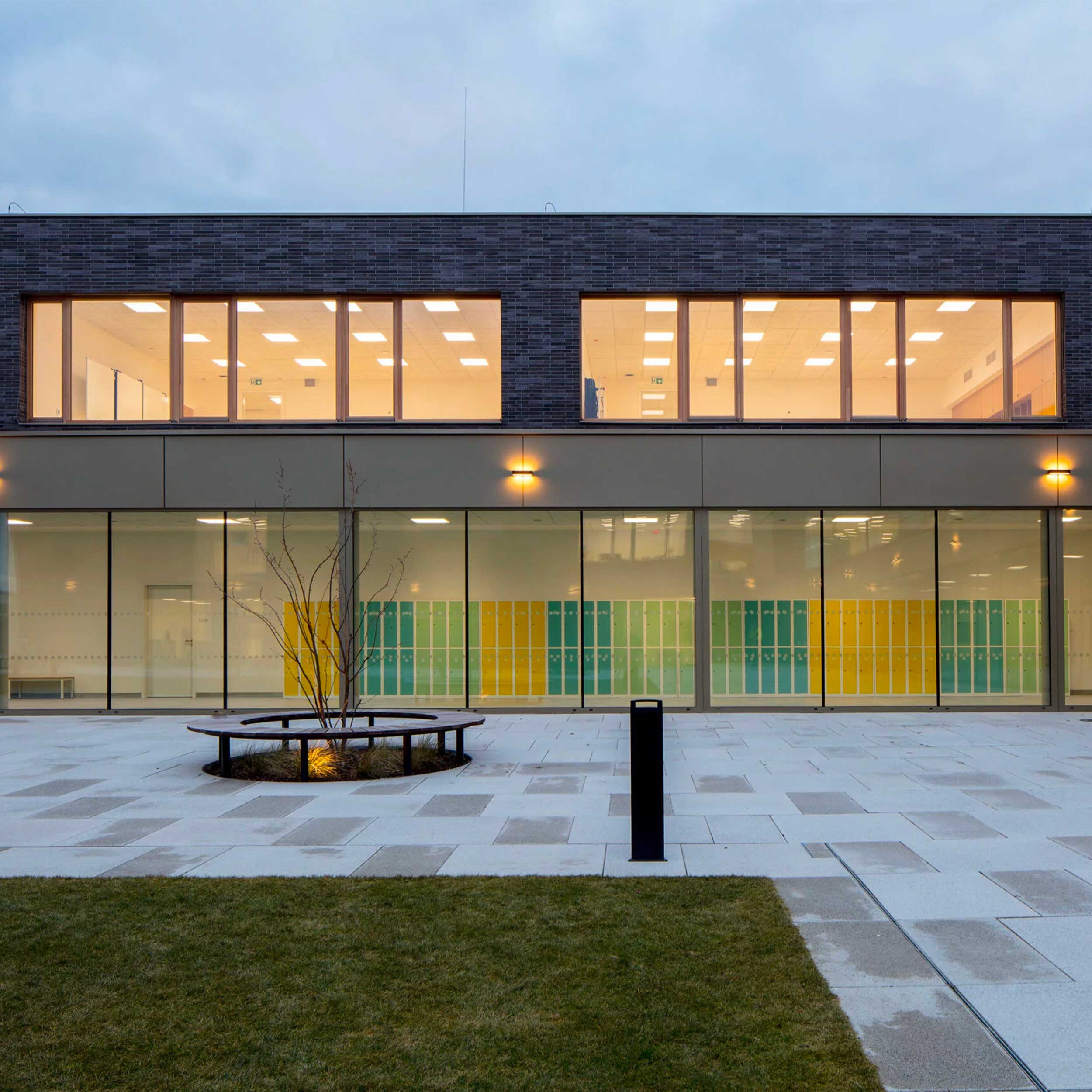 LED panelové kancelárske svietidlo