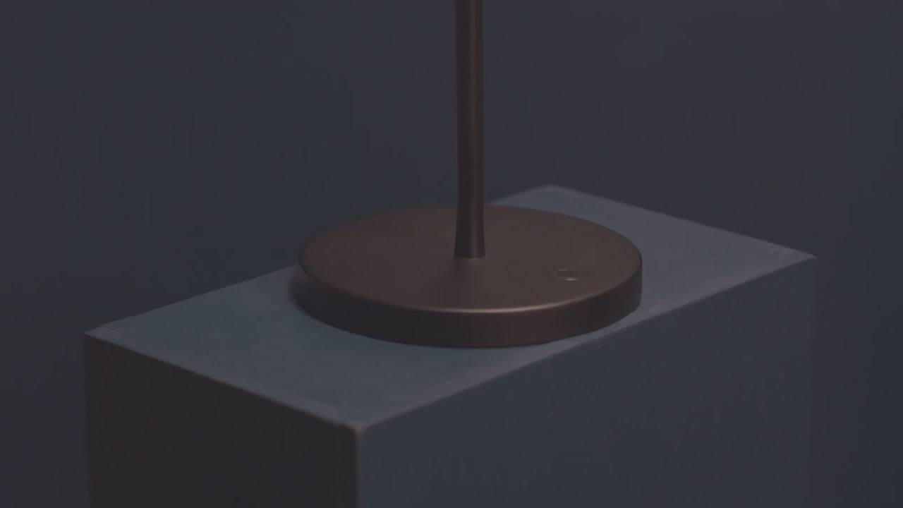 Načítajte si video: Faro Le Vita